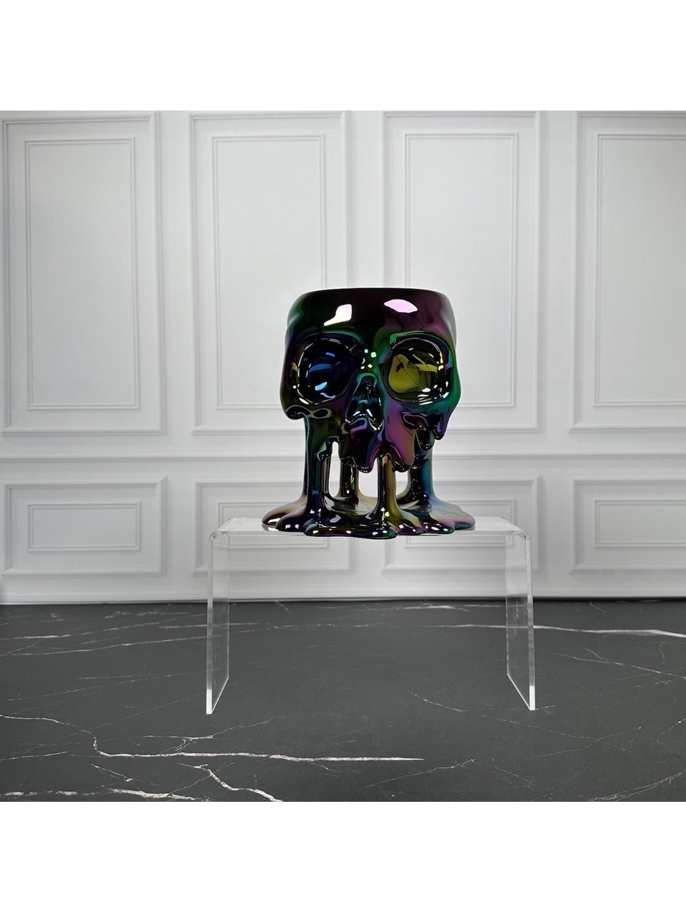 Bath & Body Works Iridescent Melting Skull 3 Wick Candle Holder